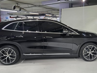MERCEDES-BENZ EQE - 9
