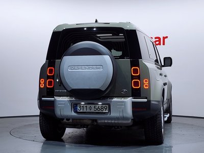 LAND ROVER DEFENDER - 3