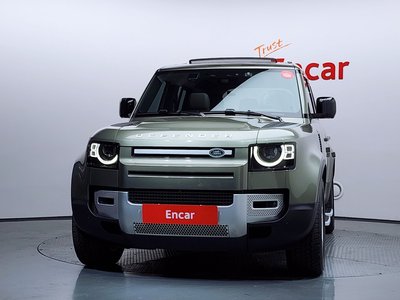 LAND ROVER DEFENDER - 2