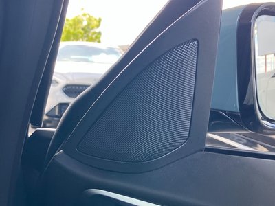 2025 BMW I4 缩略图 20