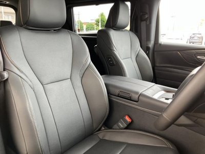 TOYOTA ALPHARD - 4