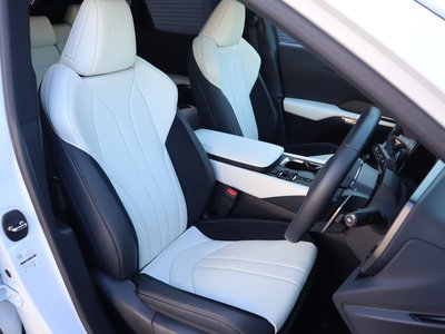 صورة مصغرة 46 لـ 2025 Lexus RX