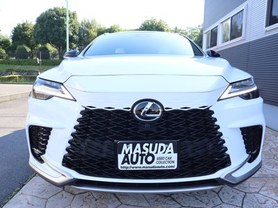 صورة 2 لـ 2025 Lexus RX