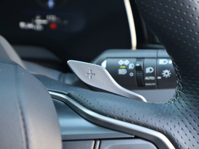 صورة مصغرة 35 لـ 2025 Lexus RX