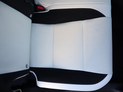 صورة مصغرة 55 لـ 2025 Lexus RX