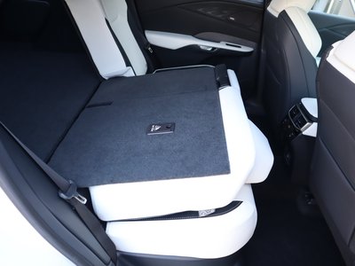 صورة مصغرة 67 لـ 2025 Lexus RX