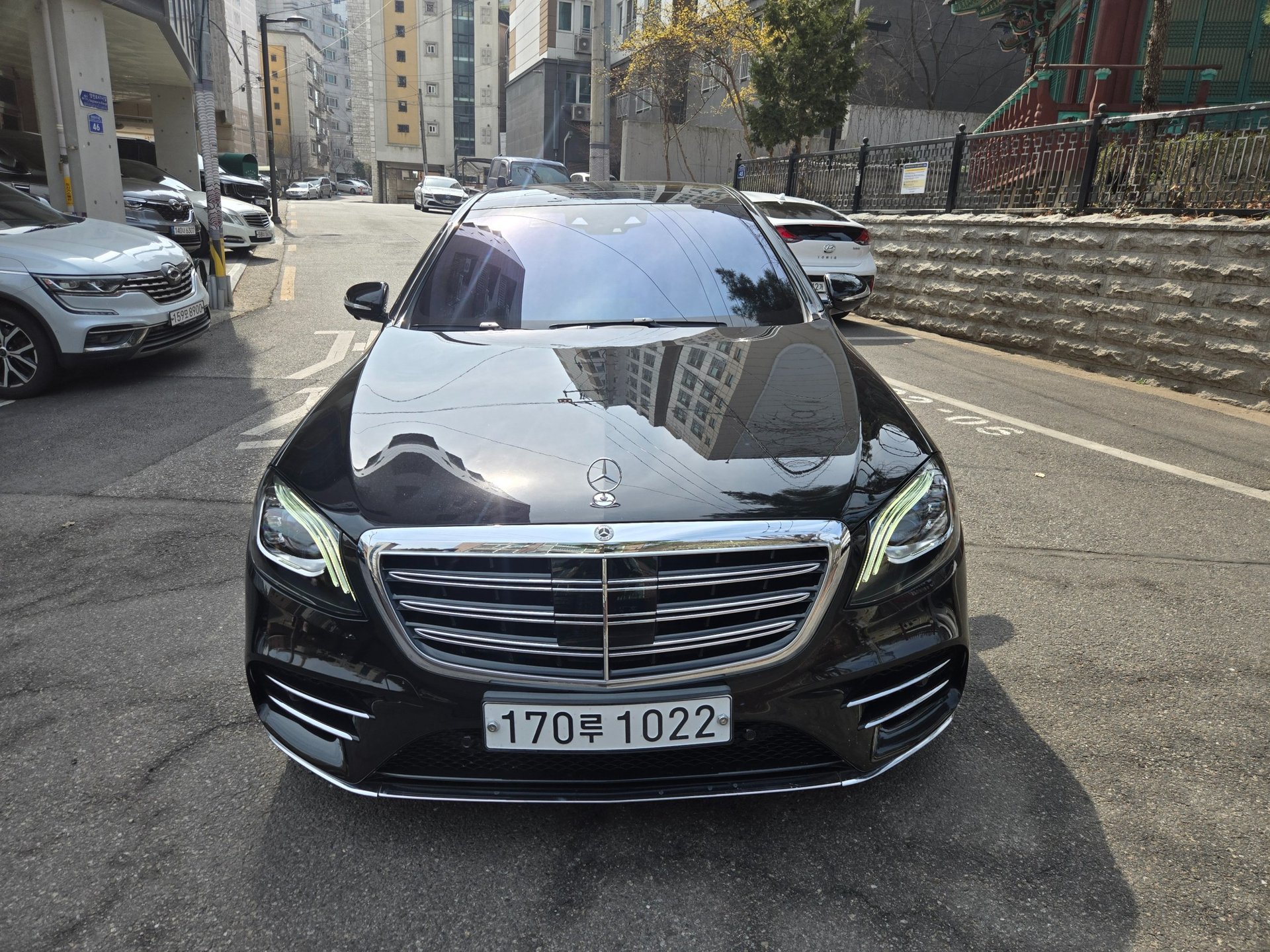 MERCEDES-BENZ S-CLASS - View 1