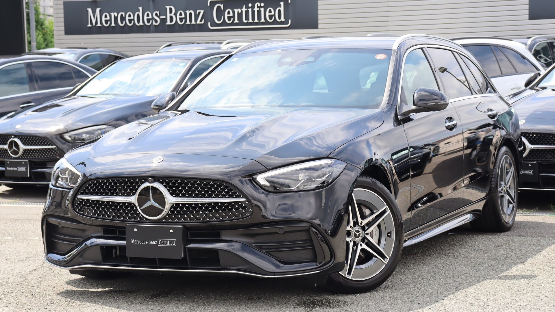 MERCEDES-BENZ C-CLASS WAGON - View 1