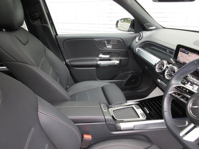 صورة مصغرة 12 لـ 2025 Mercedes-BENZ GLB