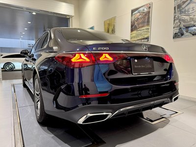 MERCEDES-BENZ E-CLASS - 5