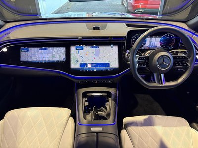 MERCEDES-BENZ E-CLASS - 6