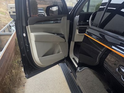 CADILLAC ESCALADE - 9