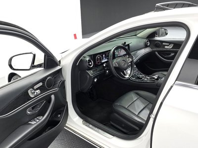 MERCEDES-BENZ E-CLASS - 10