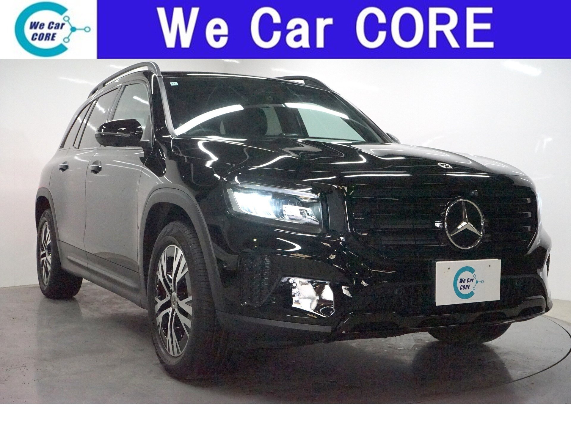 MERCEDES-BENZ GLB - View 1