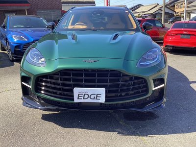 ASTON MARTIN DBX - 1