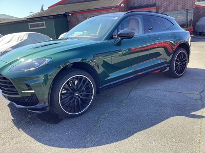 ASTON MARTIN DBX - 8