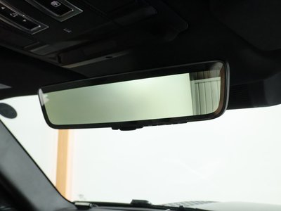 LAND ROVER DEFENDER - 7