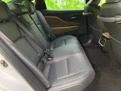 TOYOTA CROWN CROSSOVER - 5