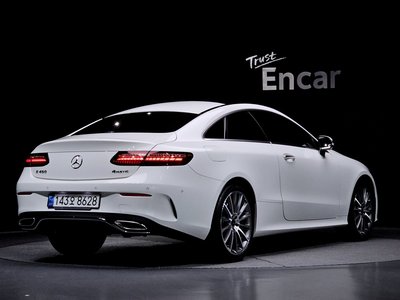 MERCEDES-BENZ E-CLASS - 4