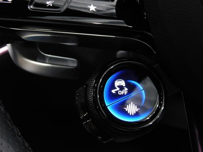 2024 Mercedes-BENZ C-CLASS AMG — миниатюра 14