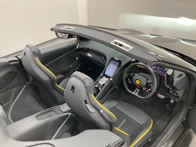 صورة مصغرة 18 لـ 2025 Ferrari ROMA SPIDER