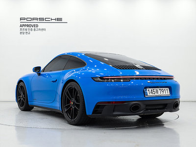 صورة 4 لـ 2023 Porsche 911