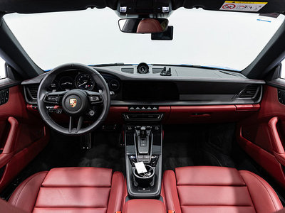 صورة 5 لـ 2023 Porsche 911