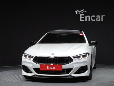 BMW 8 SERIES - 2