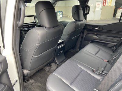 2025 Toyota LAND CRUISER 250 — миниатюра 43