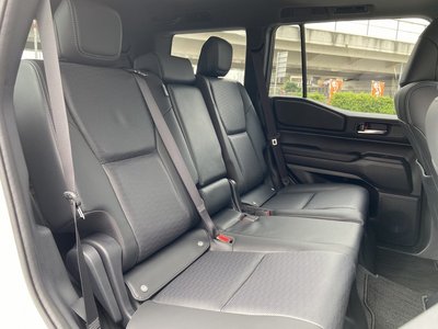 2025 Toyota LAND CRUISER 250 — миниатюра 42