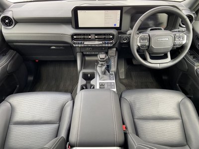 2025 Toyota LAND CRUISER 250 照片 2