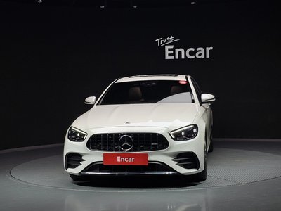 MERCEDES-BENZ E-CLASS - 2