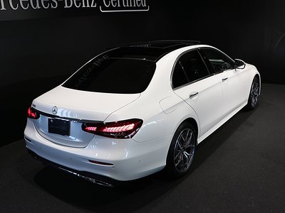 MERCEDES-BENZ E-CLASS - 6