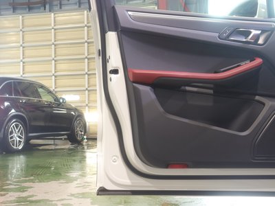 2018 Porsche MACAN 缩略图 39