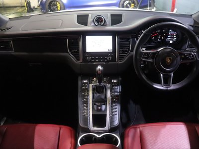 2018 Porsche MACAN 照片 4