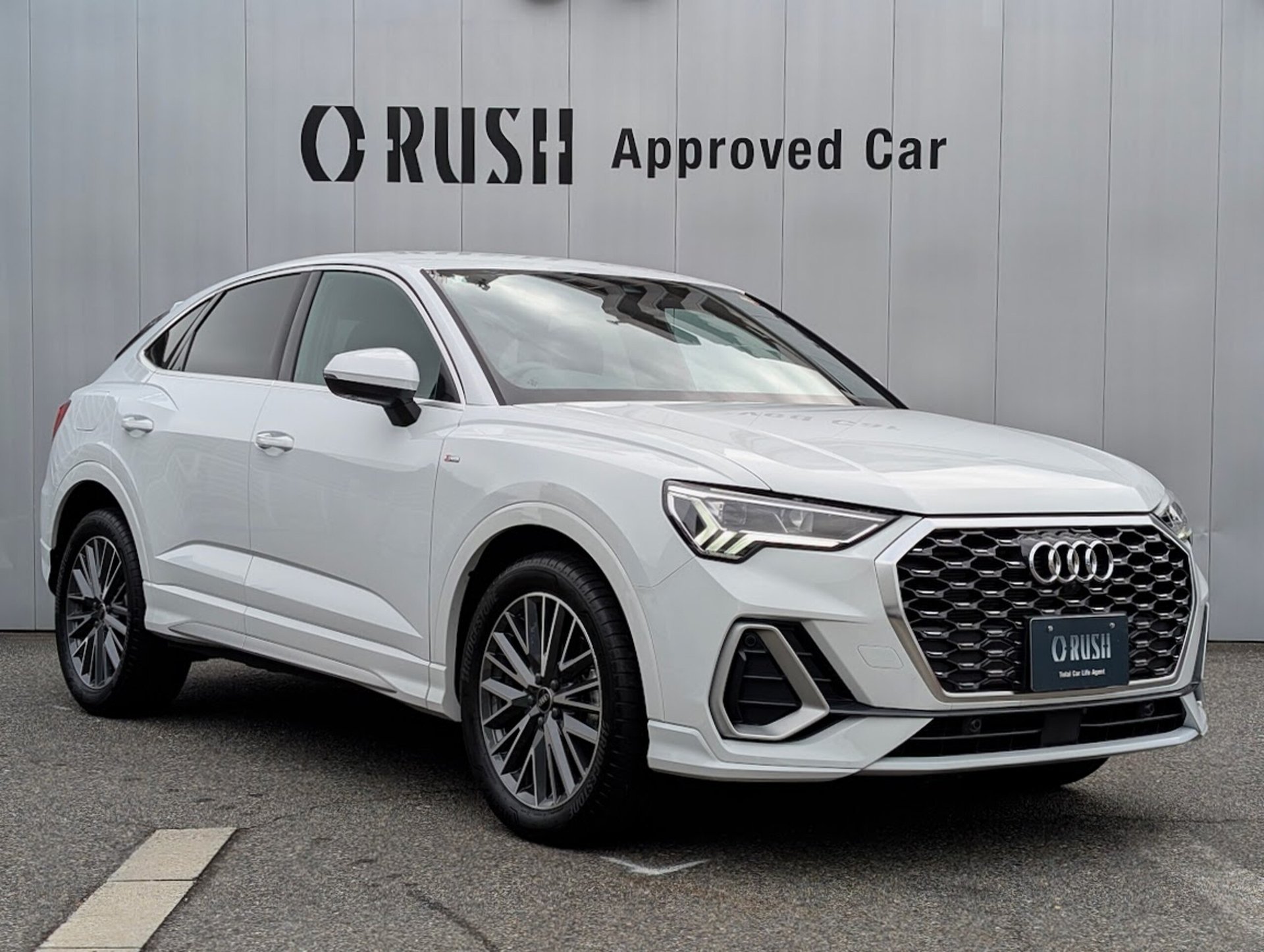 AUDI Q3 SPORTBACK - View 1