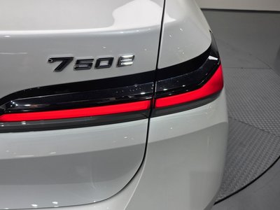 BMW 7 SERIES - 10