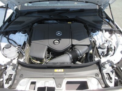 MERCEDES-BENZ E-CLASS - 3