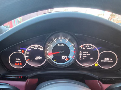 2023 Porsche CAYENNE photo 7