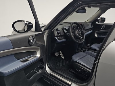 MINI COUNTRYMAN - 10