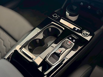 صورة مصغرة 19 لـ 2025 AUDI A6 AVANT E-TRON