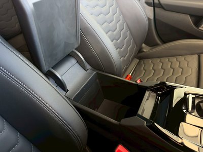 صورة مصغرة 62 لـ 2025 AUDI A6 AVANT E-TRON