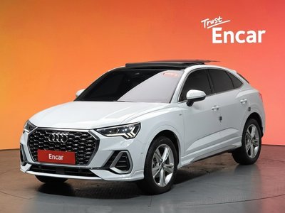 AUDI Q3 - 1
