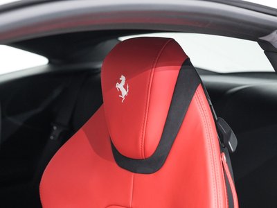 2021 Ferrari ROMA — фото 19