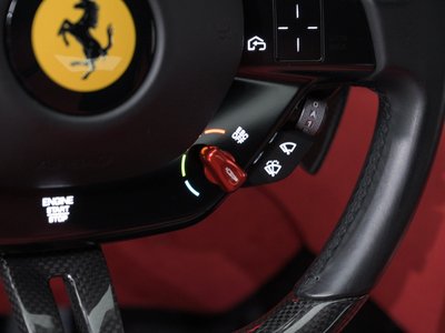 2021 Ferrari ROMA — фото 23