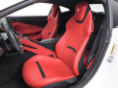 صورة 4 لـ 2021 Ferrari ROMA