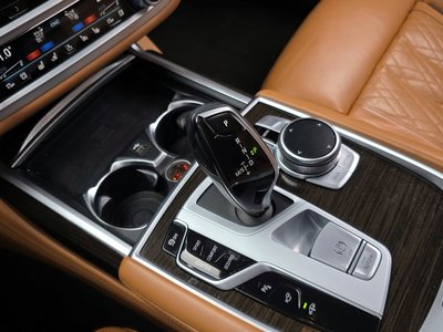 BMW 7 SERIES - 9