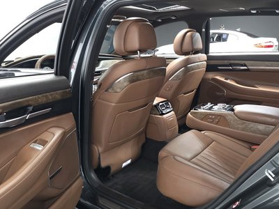 صورة مصغرة 12 لـ 2019 Genesis G90