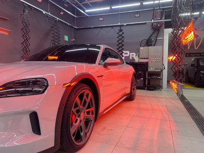 2025 Porsche TAYCAN 缩略图 12