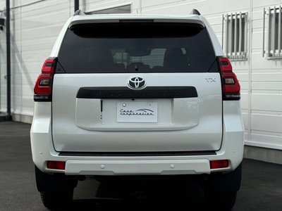 TOYOTA LAND CRUISER PRADO - 8